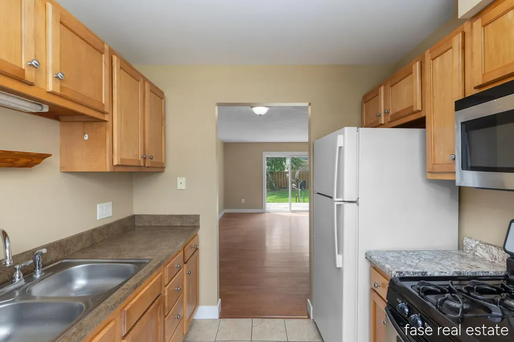 4605 Tabor Road NW Alpine Township MI 49321