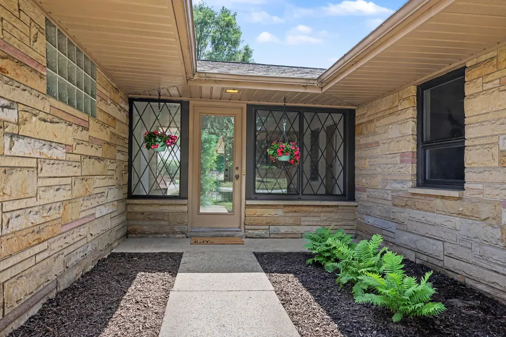 3160 Baker Park Drive SE Grand Rapids City MI 49508