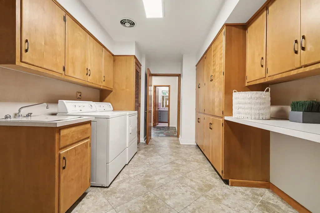 3160 Baker Park Drive SE Grand Rapids City MI 49508