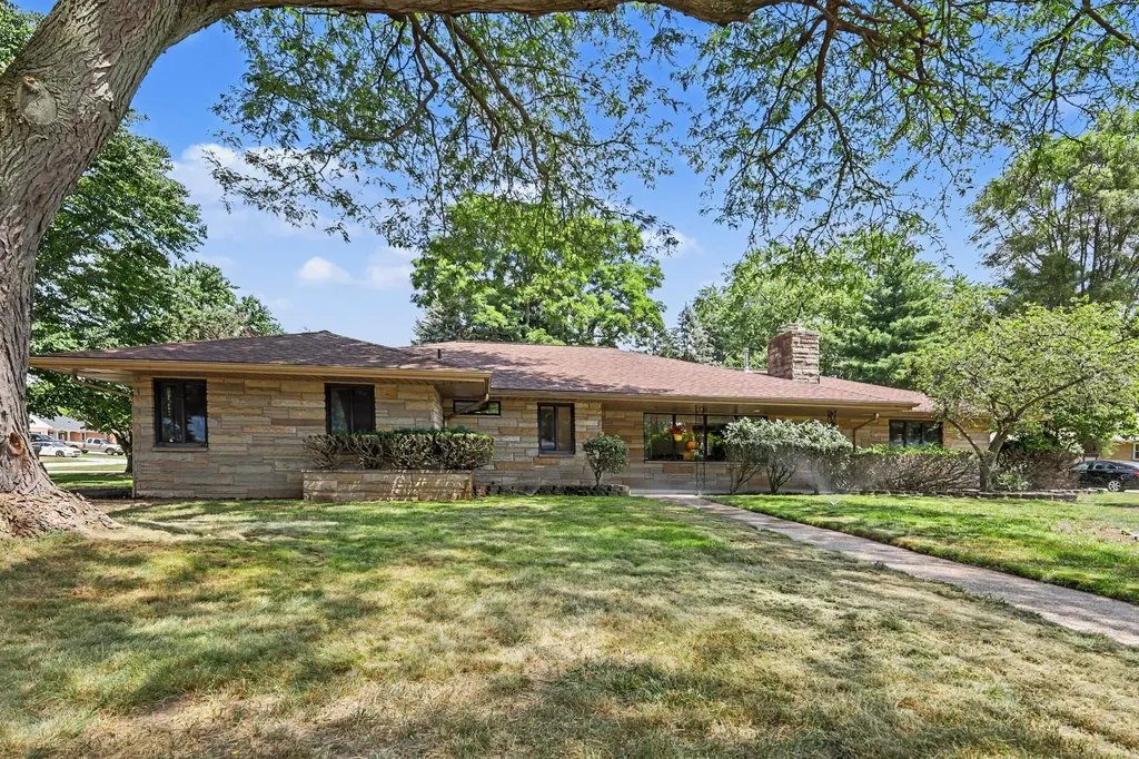 3160 Baker Park Drive SE Grand Rapids City MI 49508