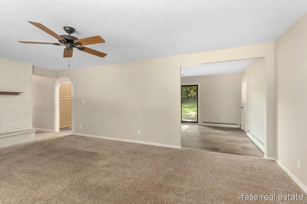 7676 Courtland Drive NE Cannon Township MI 49341