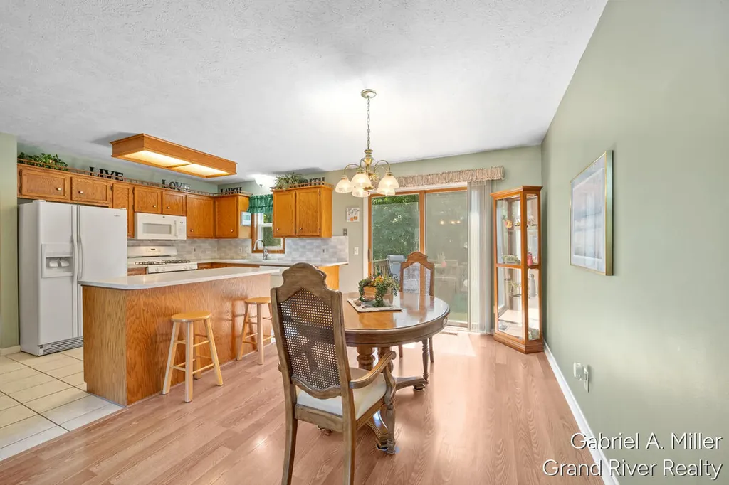 1472 Caprice Drive Georgetown Charter Township MI 49428