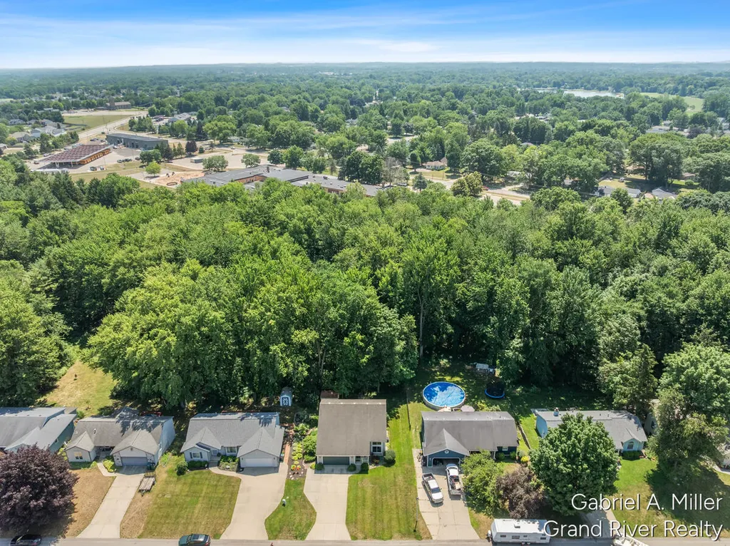 1472 Caprice Drive Georgetown Charter Township MI 49428