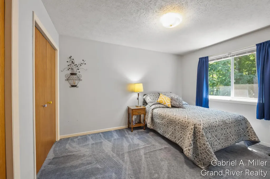 1472 Caprice Drive Georgetown Charter Township MI 49428