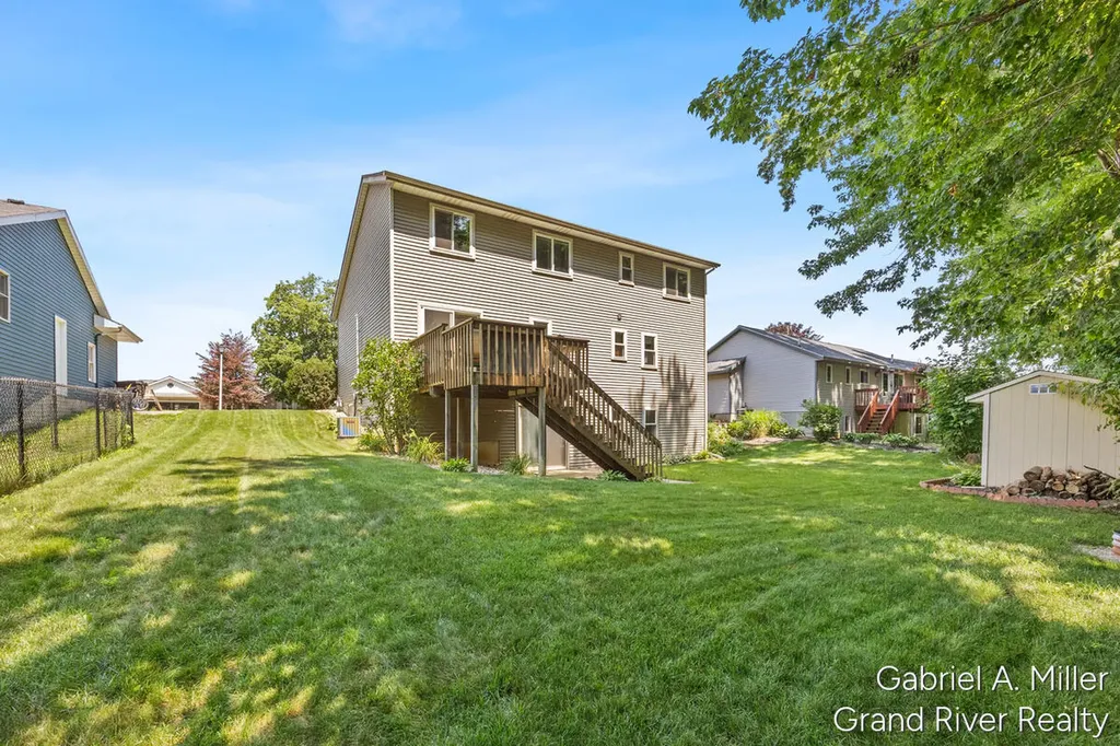 1472 Caprice Drive Georgetown Charter Township MI 49428