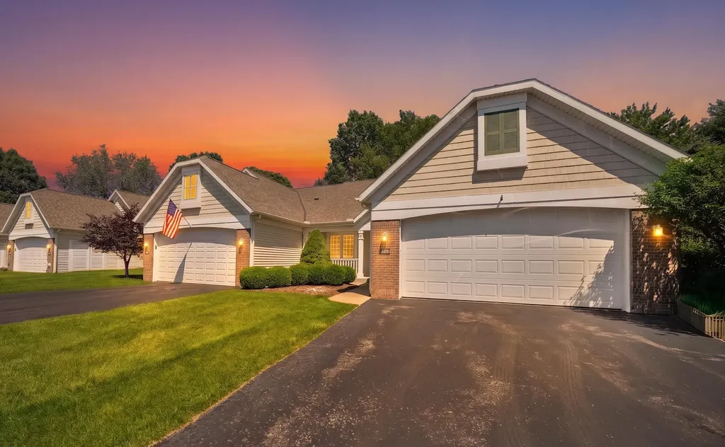 475 Timberlake Drive E Park Township MI 49424