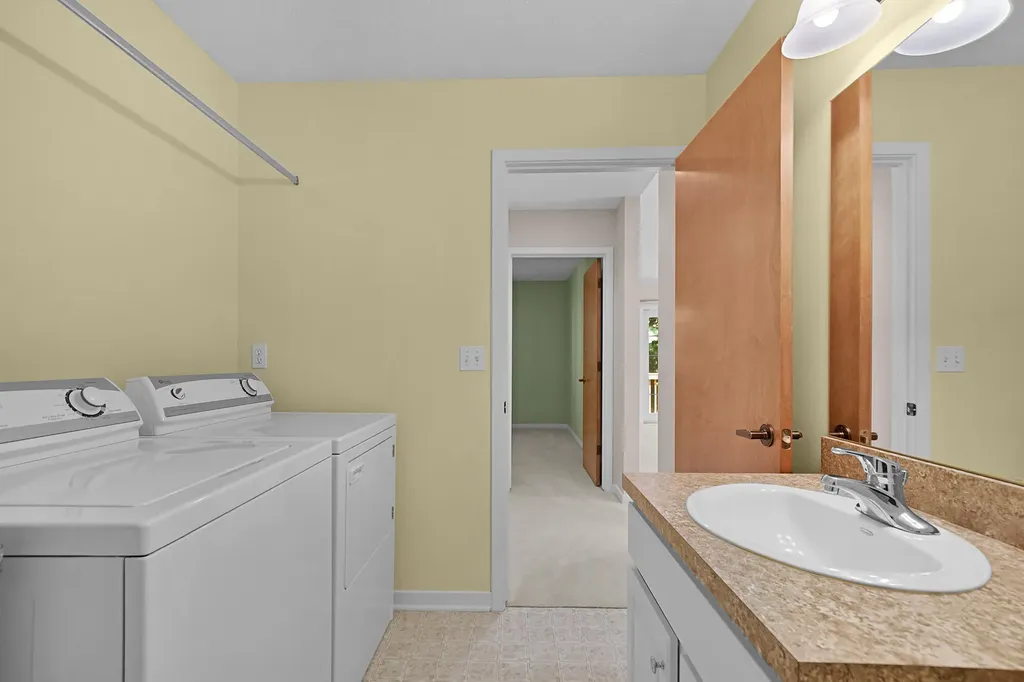 475 Timberlake Drive E Park Township MI 49424