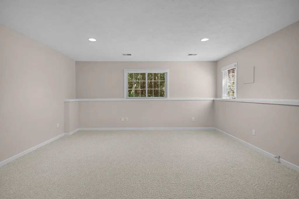 475 Timberlake Drive E Park Township MI 49424