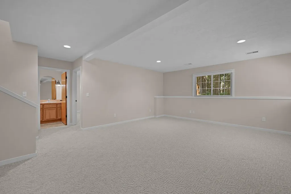 475 Timberlake Drive E Park Township MI 49424