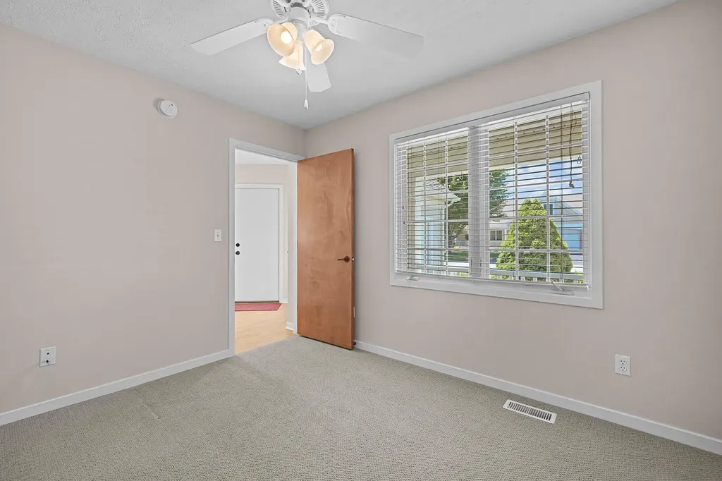 475 Timberlake Drive E Park Township MI 49424