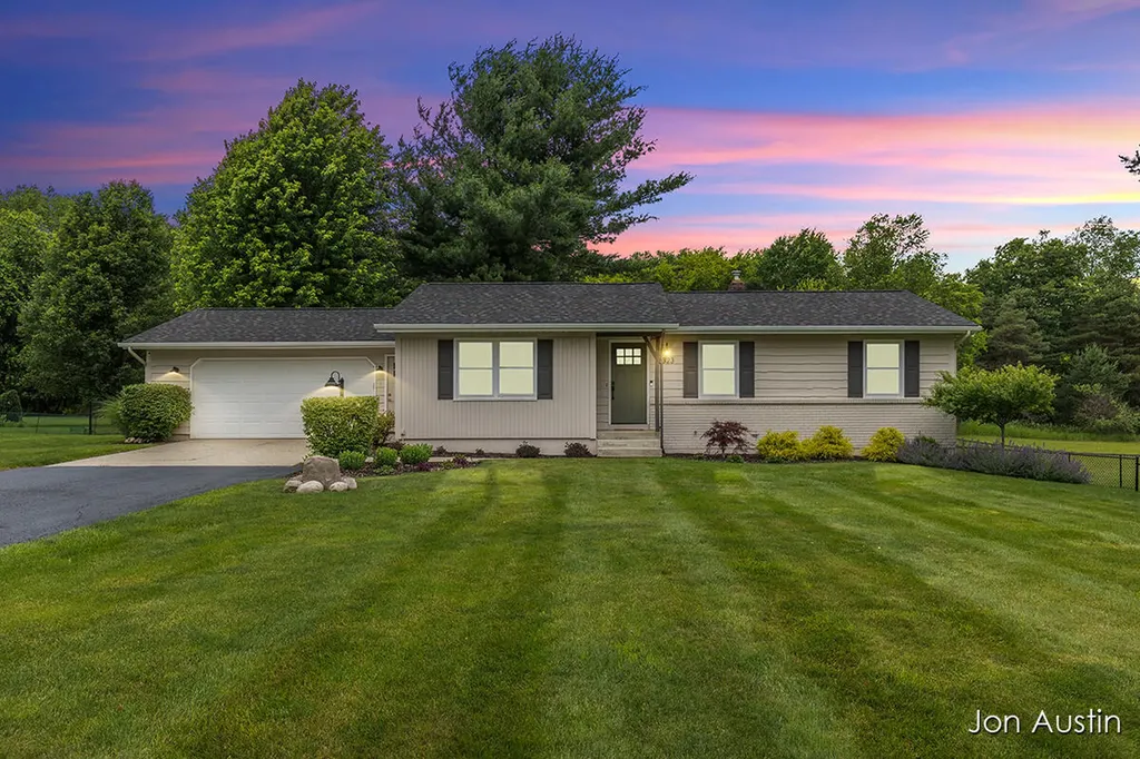 6323 Longacre Street NE Courtland Township MI 49341