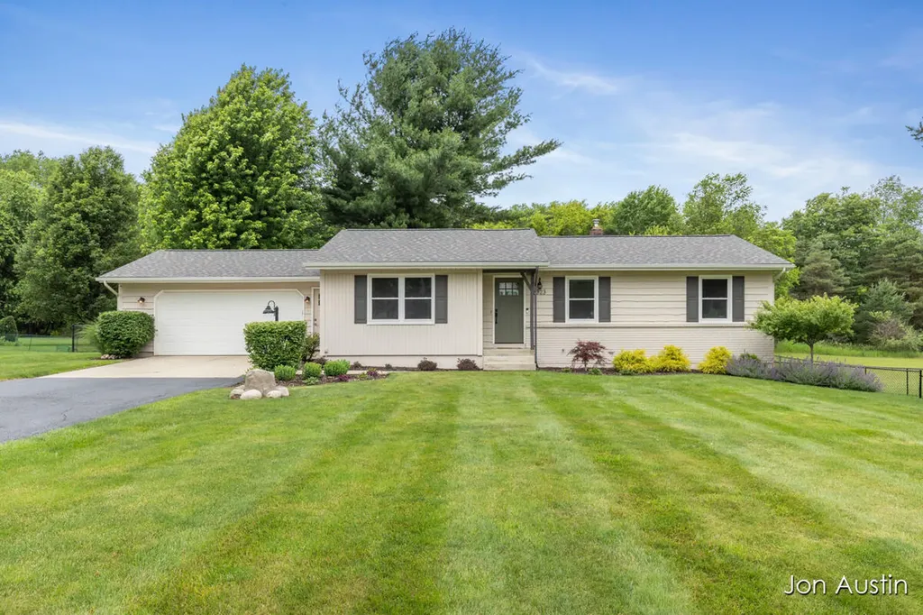 6323 Longacre Street NE Courtland Township MI 49341