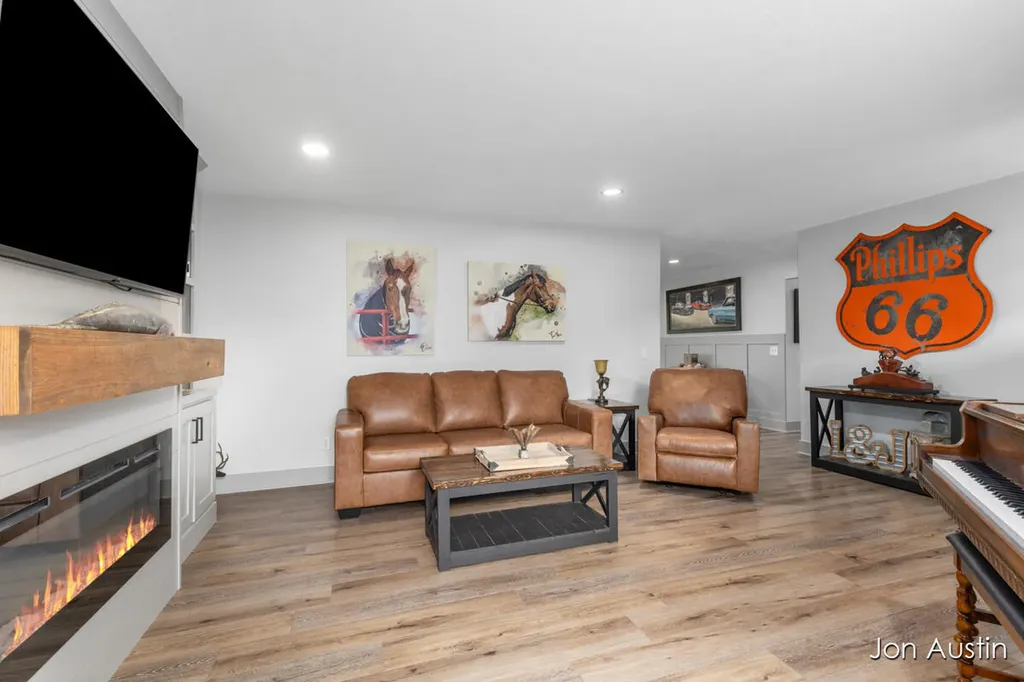 6323 Longacre Street NE Courtland Township MI 49341