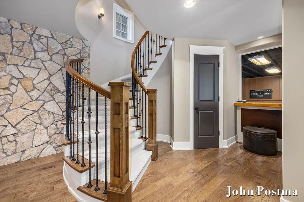 5914 Whitworth Court SE Cascade Charter Township MI 49546