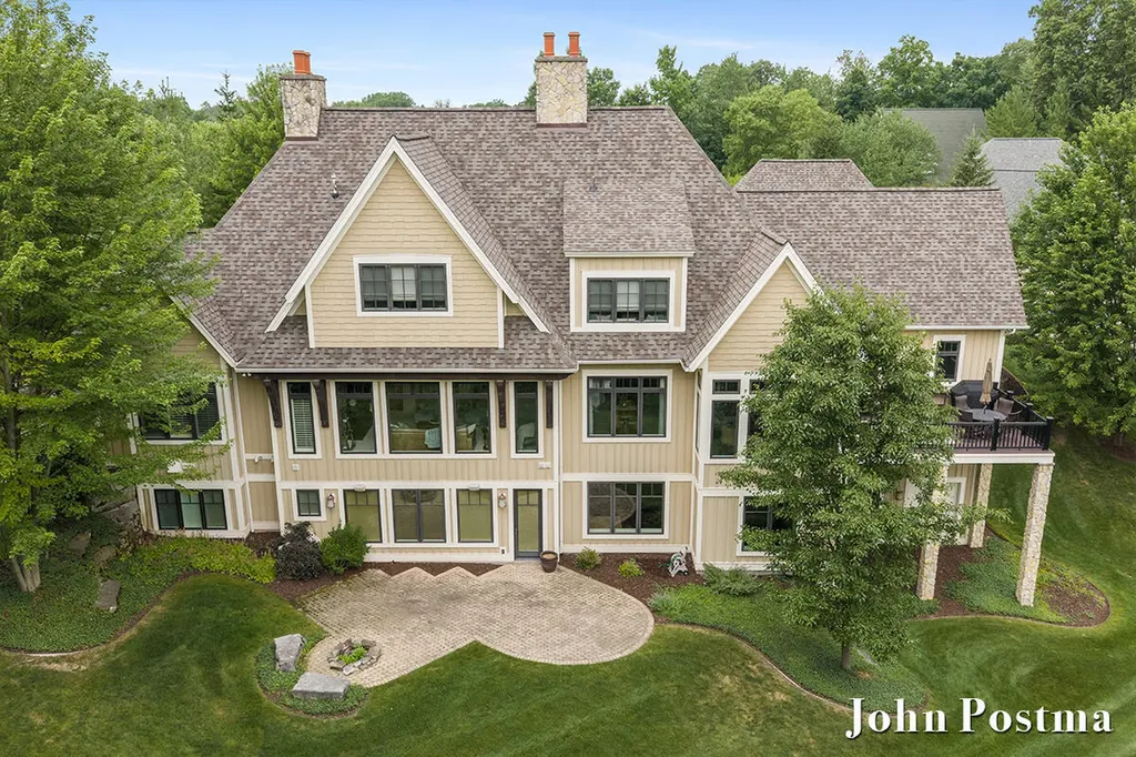 5914 Whitworth Court SE Cascade Charter Township MI 49546