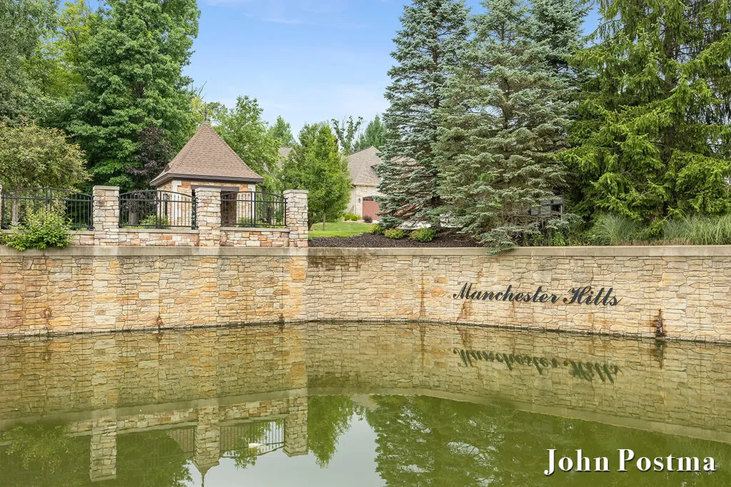 5914 Whitworth Court SE Cascade Charter Township MI 49546
