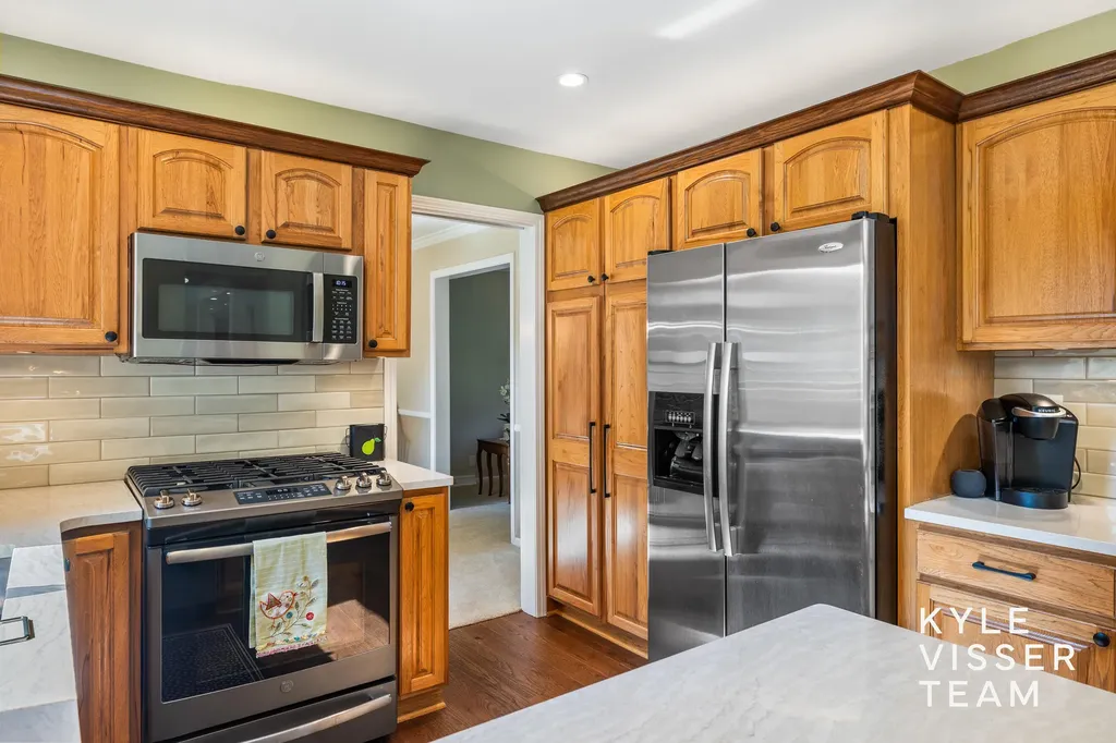 2032 Edgewood Avenue SE Grand Rapids City MI 49546