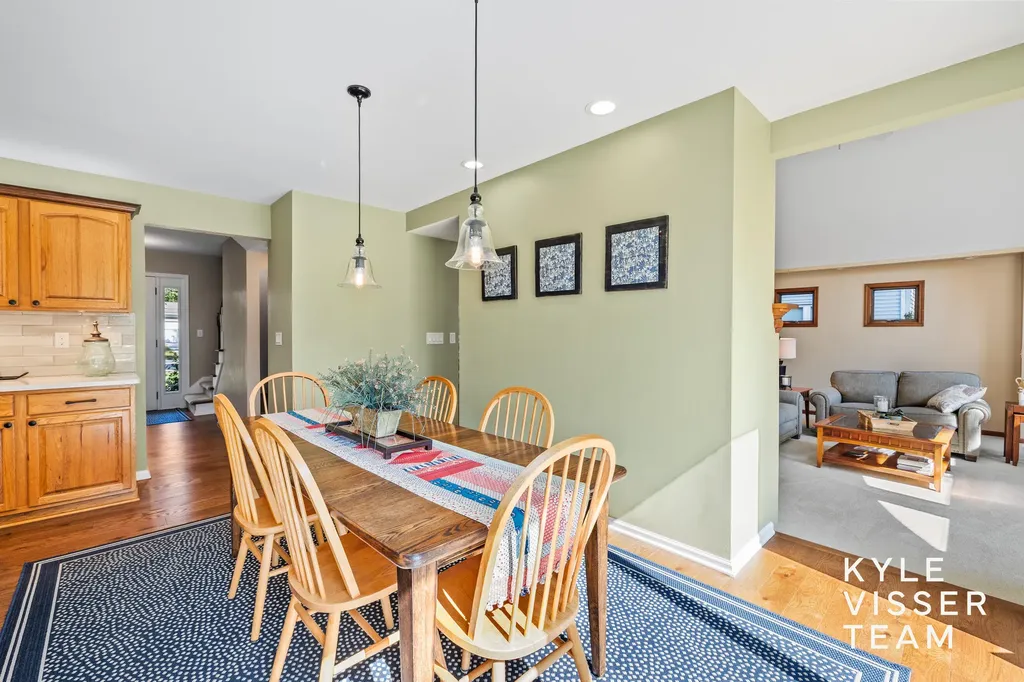 2032 Edgewood Avenue SE Grand Rapids City MI 49546
