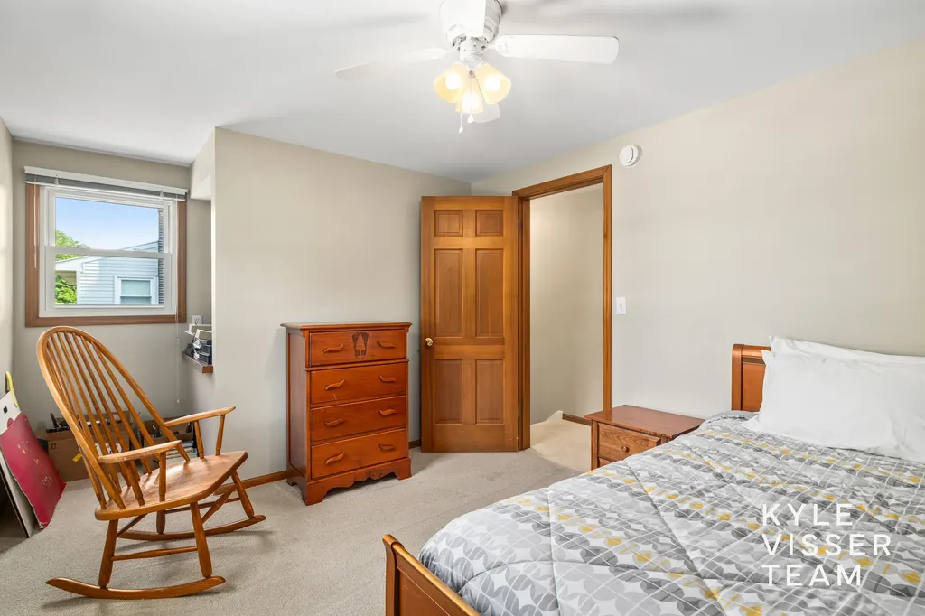 2032 Edgewood Avenue SE Grand Rapids City MI 49546