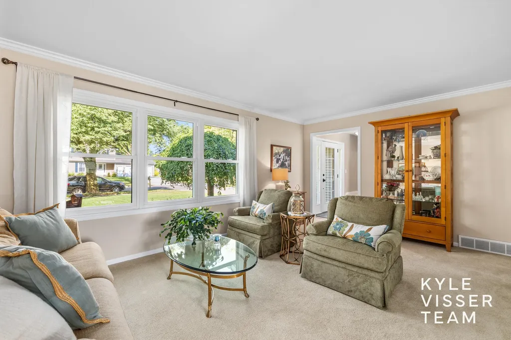 2032 Edgewood Avenue SE Grand Rapids City MI 49546