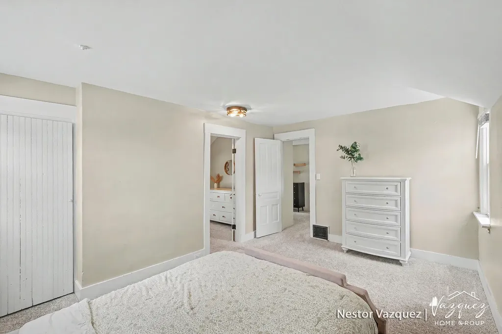 234 Knapp Street NE Grand Rapids City MI 49505