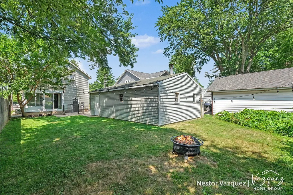 234 Knapp Street NE Grand Rapids City MI 49505