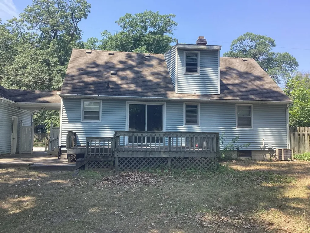 4514 Grantwood Avenue SE Kentwood City MI 49508