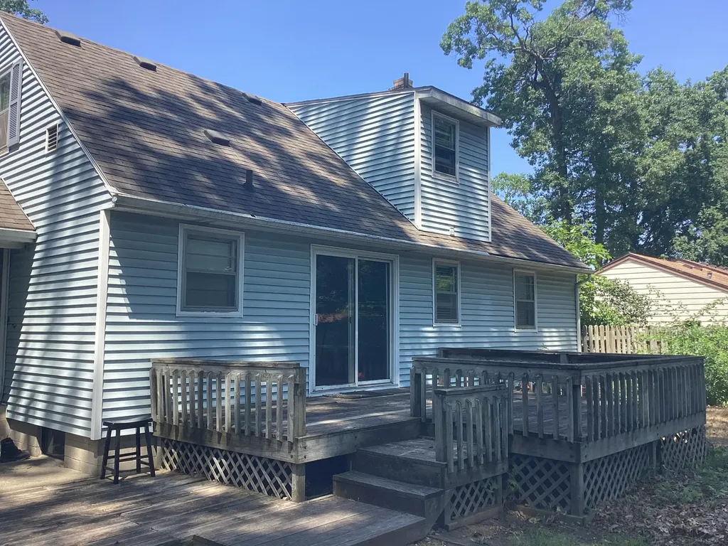 4514 Grantwood Avenue SE Kentwood City MI 49508