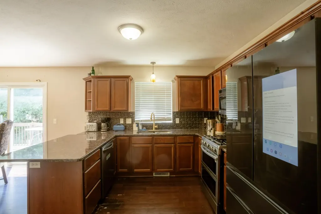 2678 Cotherstone Drive SW Wyoming City MI 49418