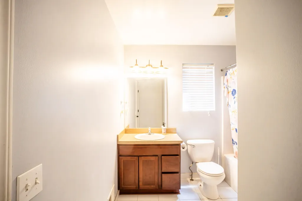 2678 Cotherstone Drive SW Wyoming City MI 49418