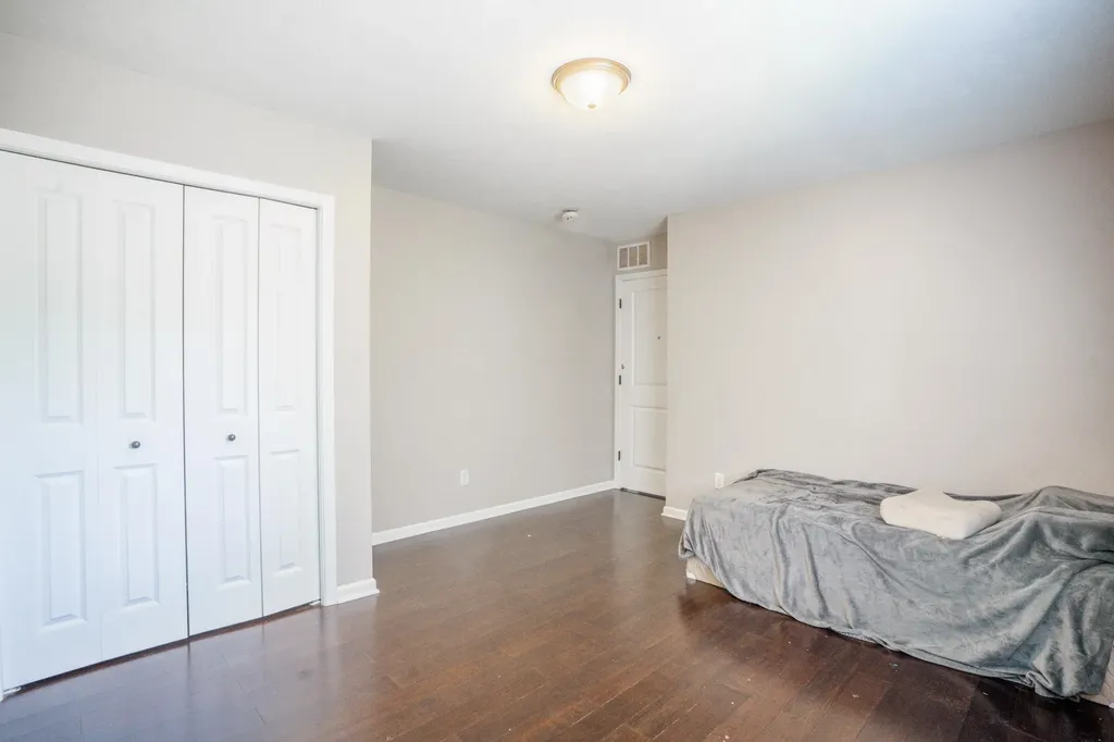 2678 Cotherstone Drive SW Wyoming City MI 49418