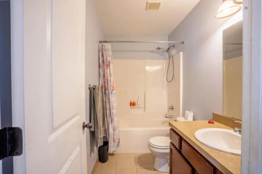 2678 Cotherstone Drive SW Wyoming City MI 49418