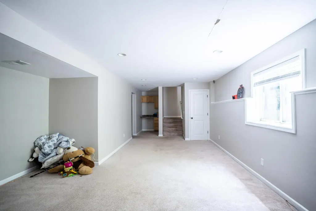 2678 Cotherstone Drive SW Wyoming City MI 49418