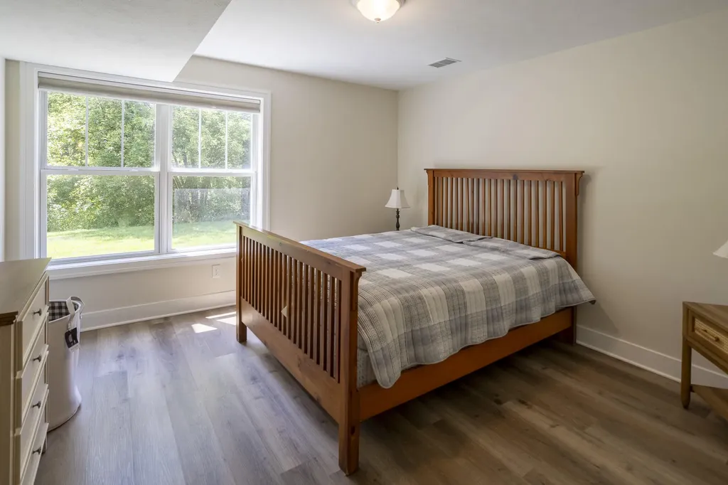 10087 S Crossroad Circle SE Caledonia Township MI 49316