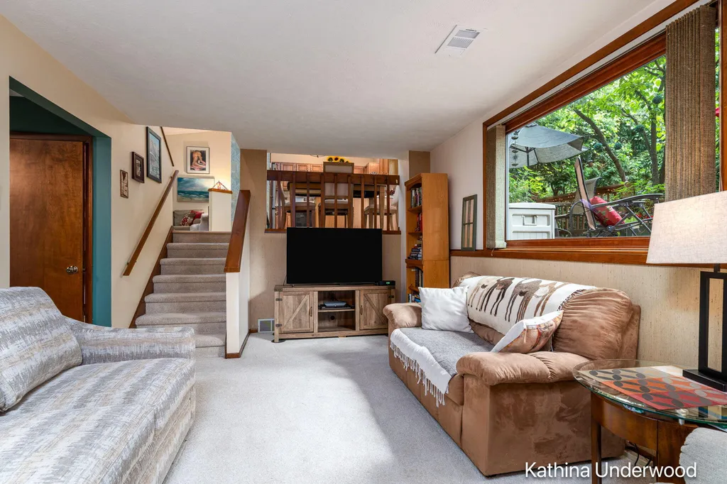 1346 Rosewood Avenue SE Grand Rapids City MI 49506