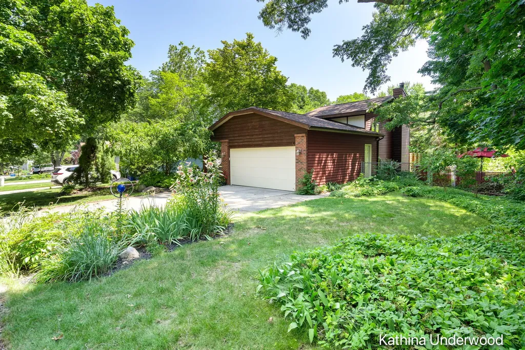 1346 Rosewood Avenue SE Grand Rapids City MI 49506