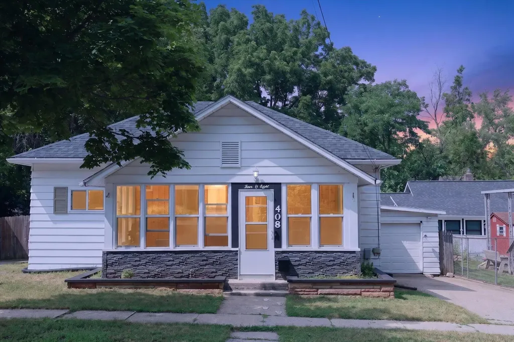 408 W Orange Street W Greenville City MI 48838