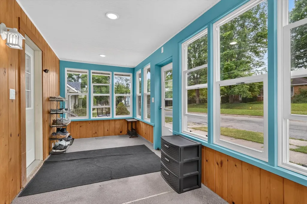 408 W Orange Street W Greenville City MI 48838