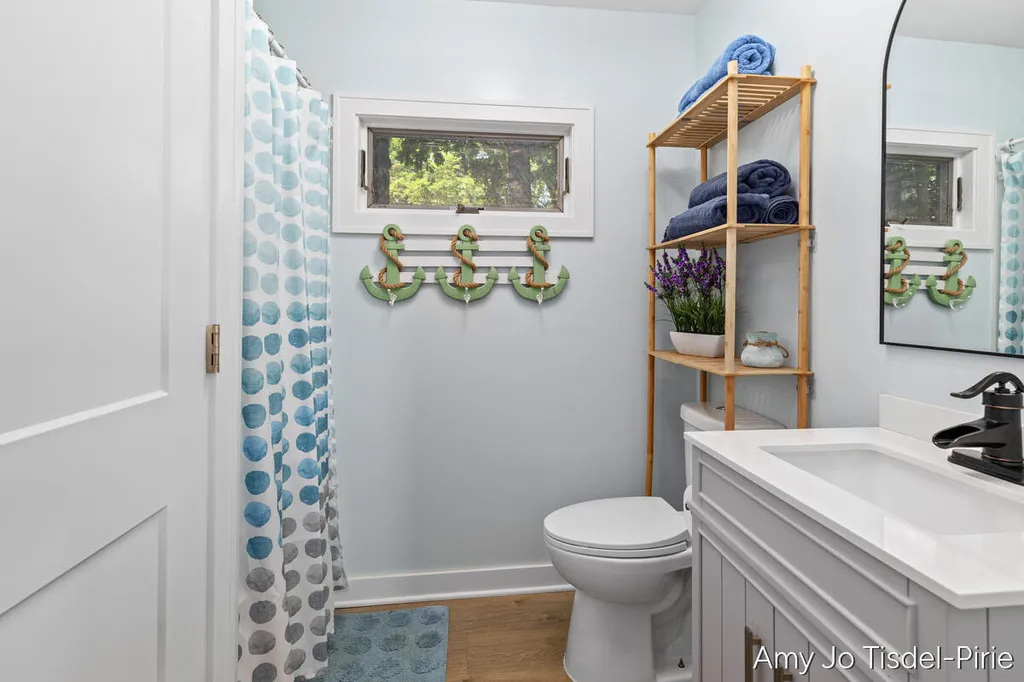 1760 S Colonel Point Drive Crystal Township MI 48818