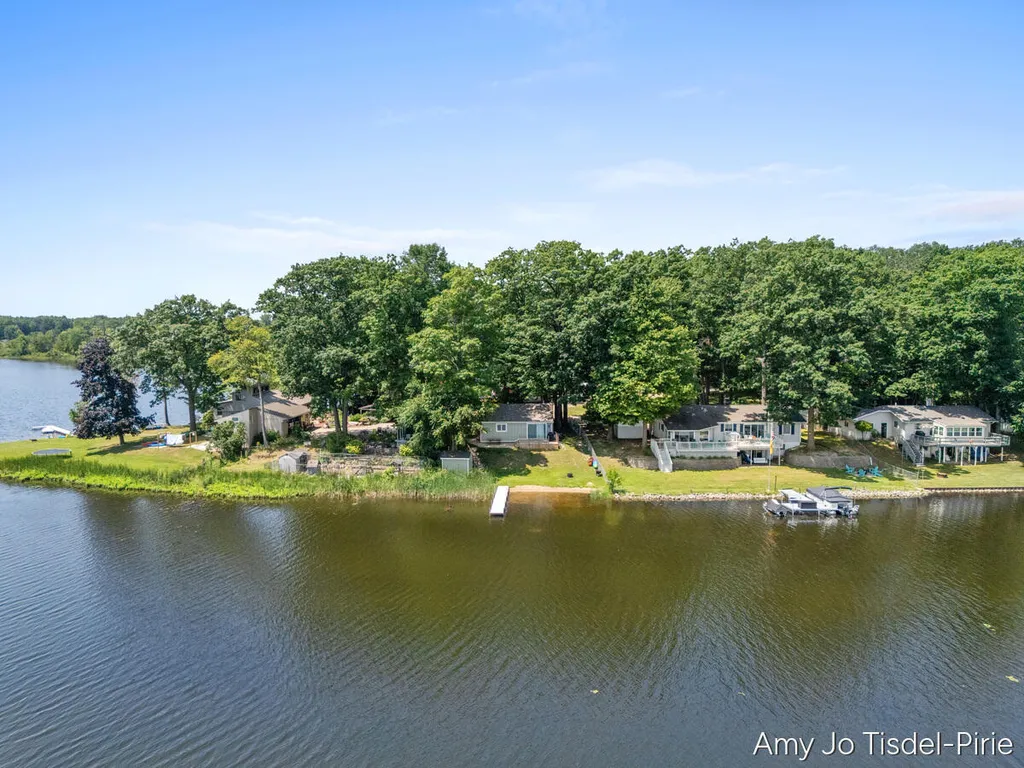 1760 S Colonel Point Drive Crystal Township MI 48818