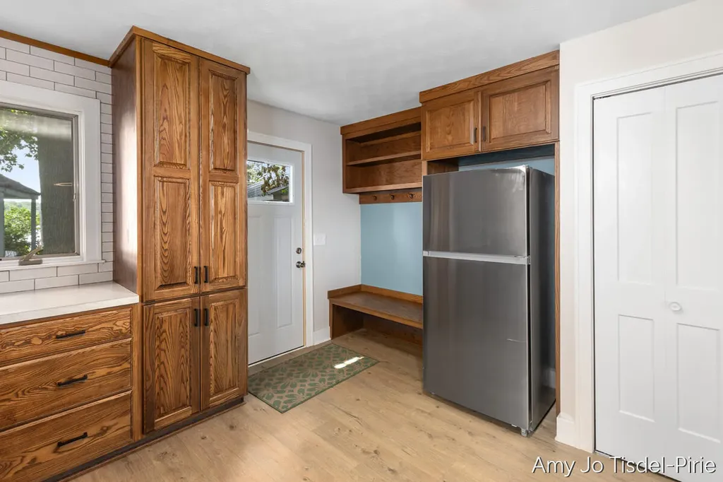 1760 S Colonel Point Drive Crystal Township MI 48818