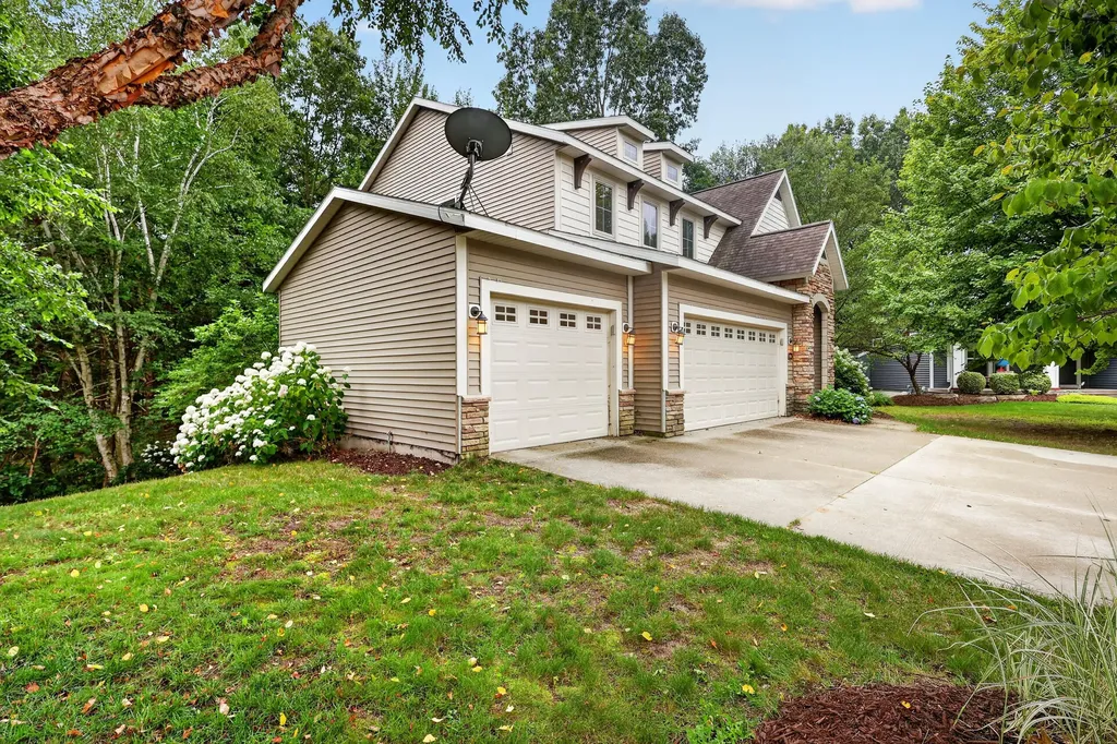 16826 Birchview Drive Crockery Township MI 49448