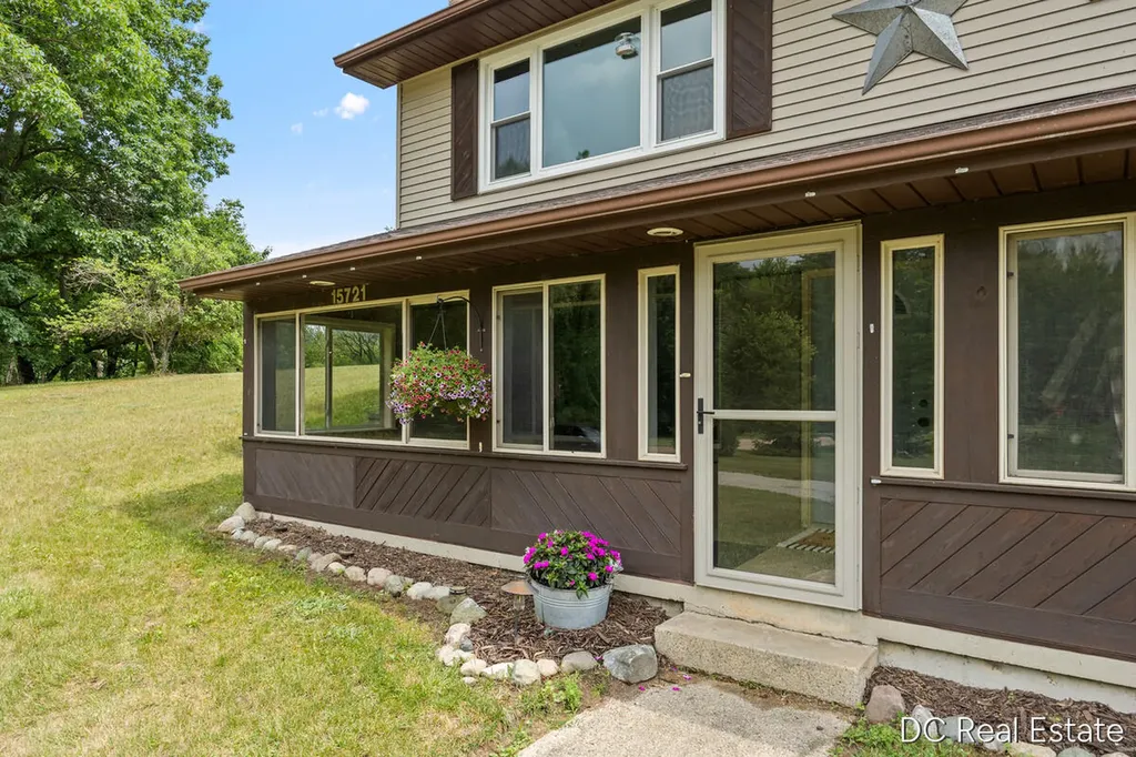 15721 W Almy Road Winfield Township MI 49329