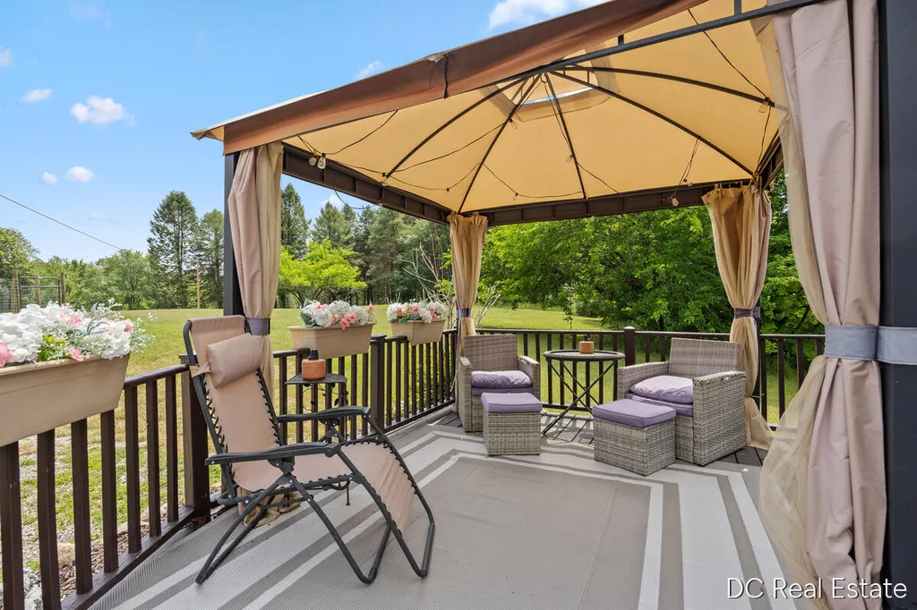 15721 W Almy Road Winfield Township MI 49329
