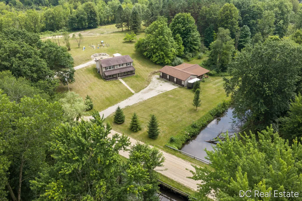15721 W Almy Road Winfield Township MI 49329