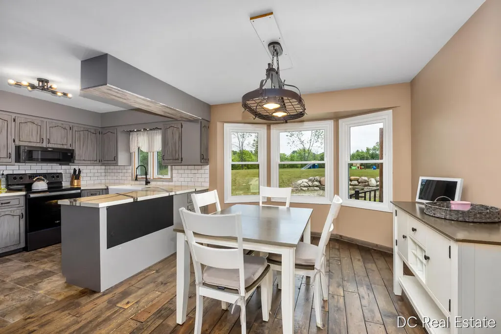 15721 W Almy Road Winfield Township MI 49329
