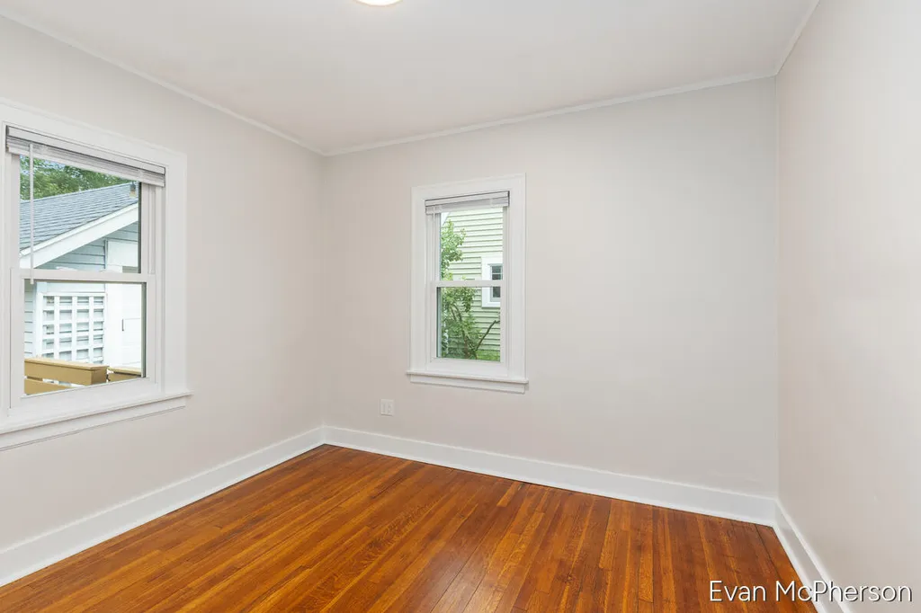 1523 Boston Street SE Grand Rapids City MI 49507