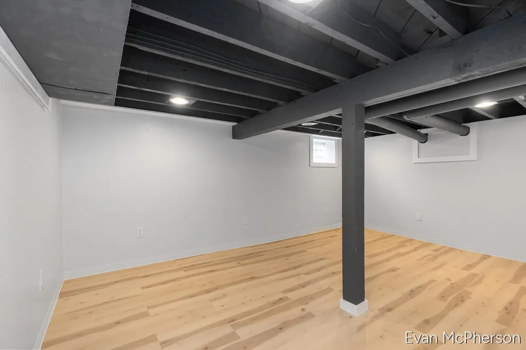 1523 Boston Street SE Grand Rapids City MI 49507