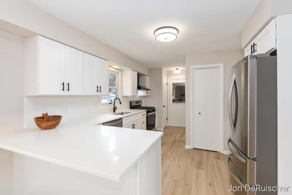 2656 Vassar Drive SE Grand Rapids City MI 49506
