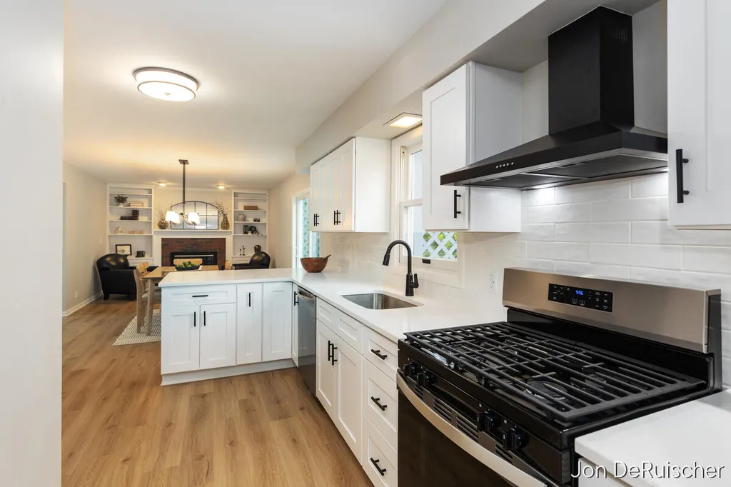 2656 Vassar Drive SE Grand Rapids City MI 49506